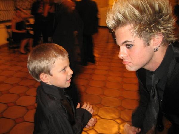 ♥ ♥ ♥ Adam and Tommy thread  ♥ ♥ ♥ - Page 2 Tommy22